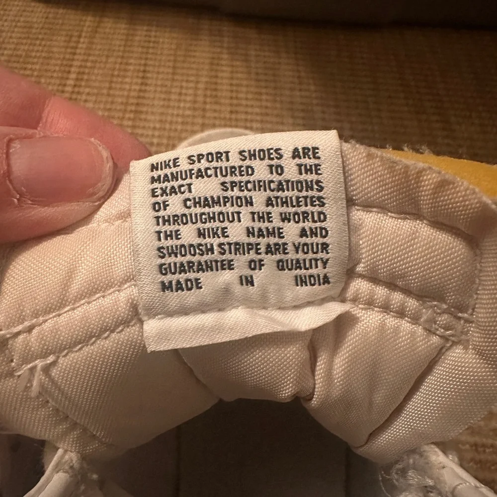 Women’s Nike Blazer Mid ‘77s - Picture 9 of 13